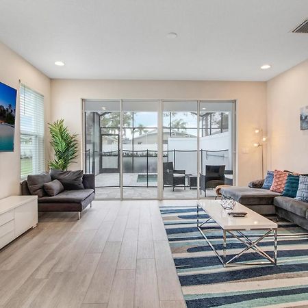 Modern Townhouse Near Disney With Heated Pool ออร์ลันโด ภายนอก รูปภาพ