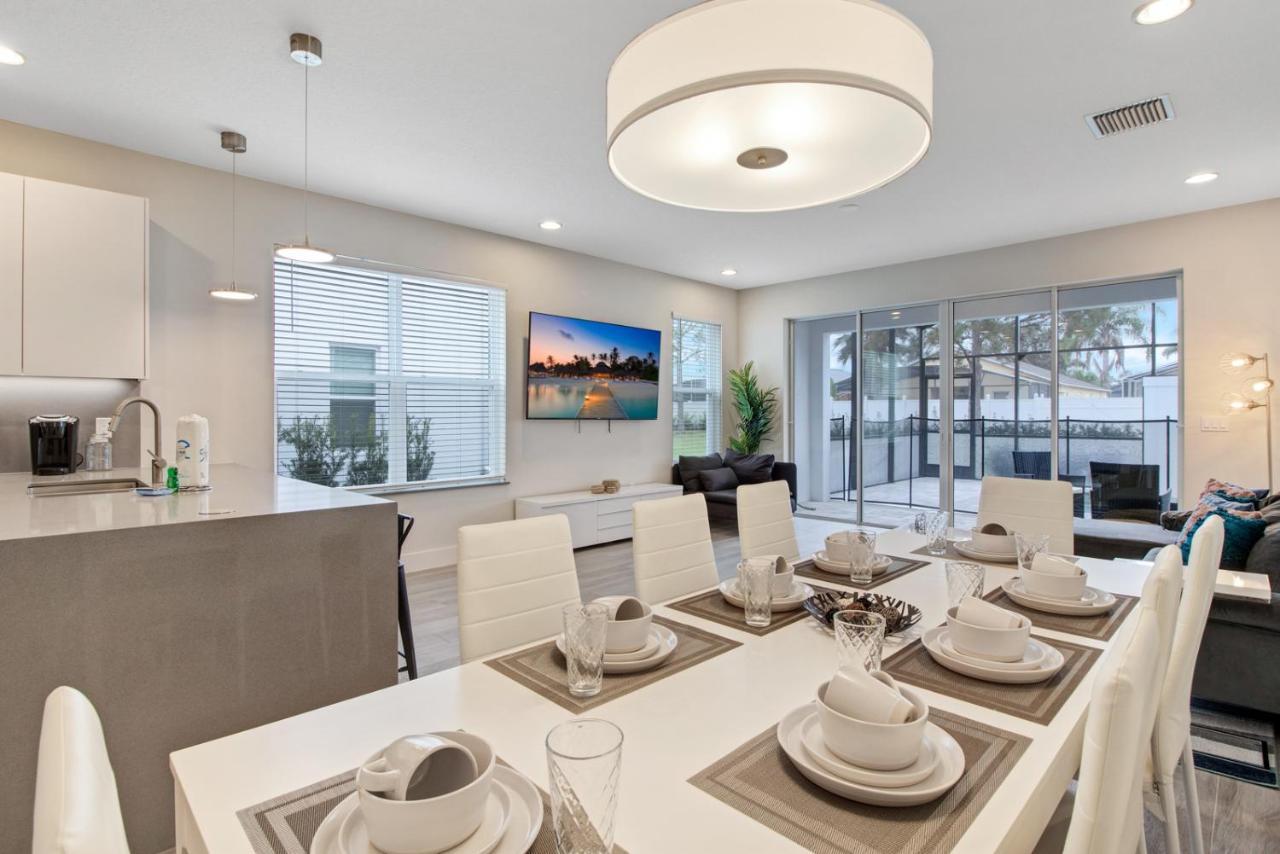 Modern Townhouse Near Disney With Heated Pool ออร์ลันโด ภายนอก รูปภาพ
