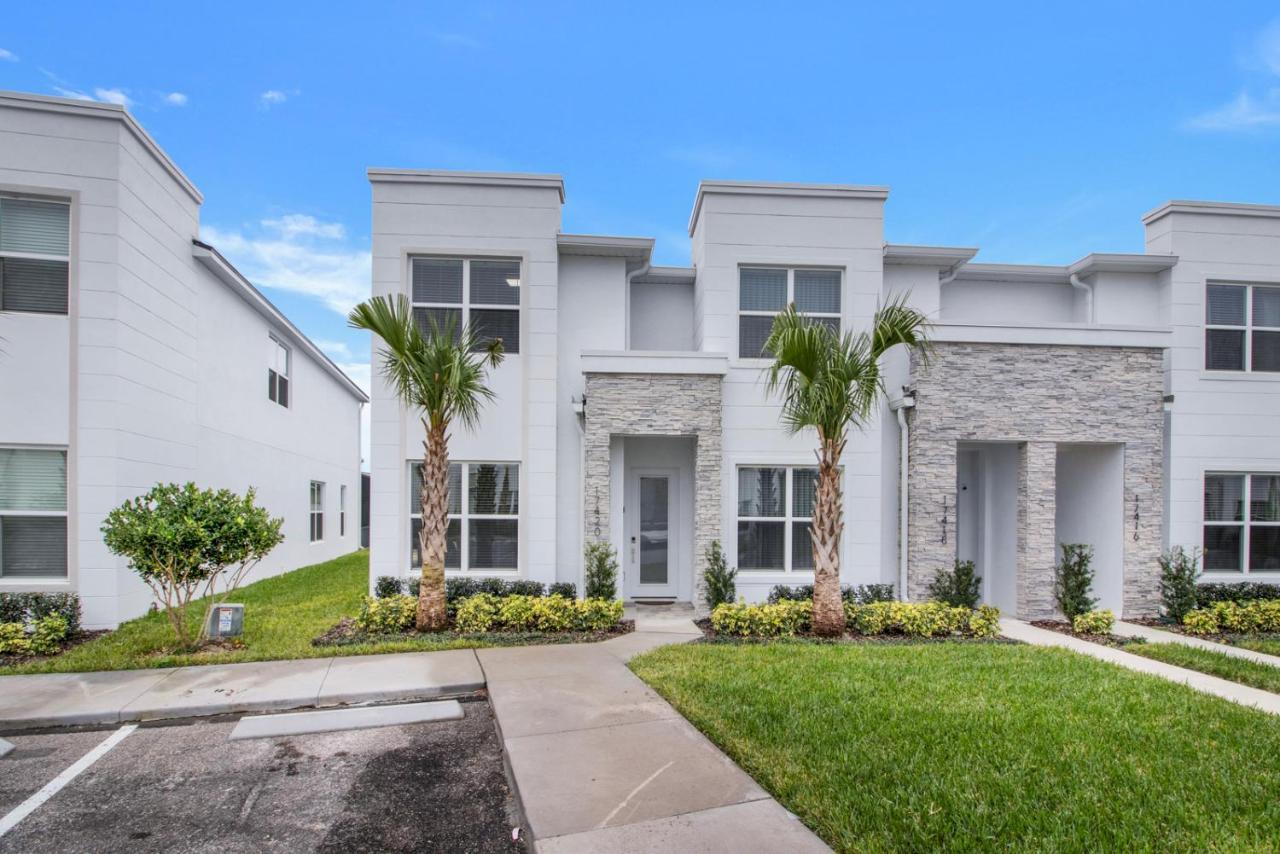 Modern Townhouse Near Disney With Heated Pool ออร์ลันโด ภายนอก รูปภาพ